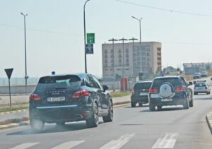 Tariceanu-coloana-de-masini