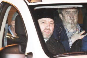 Cătălin Nechifor şi preotul Vasile Baltag