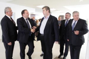 Cătălin Nechifor, Gheorghe Flutur