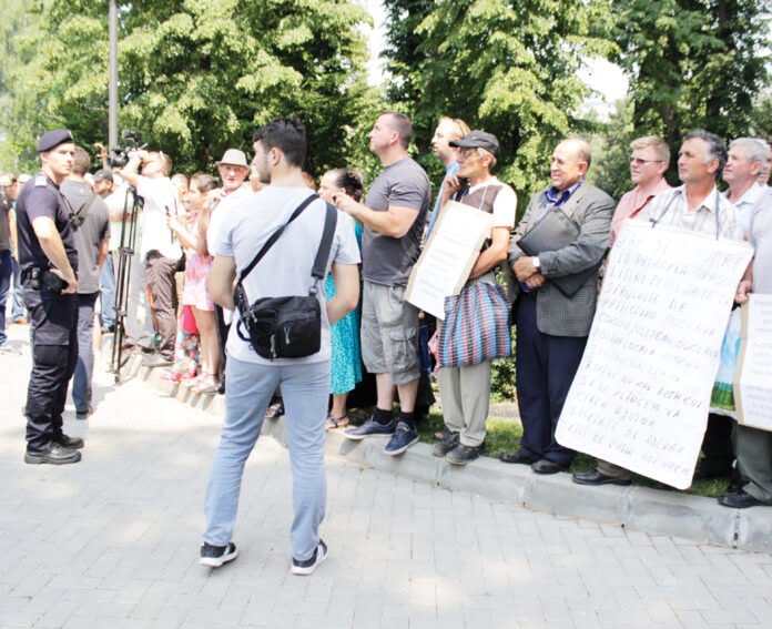 iohannis-popor-1