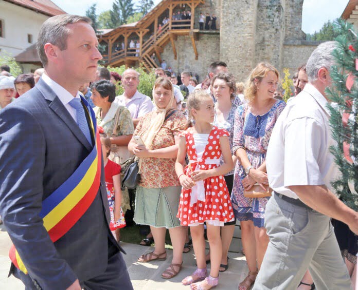 coroama-putna
