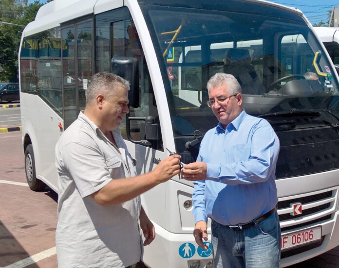 lungu-cheie-miniautobuze
