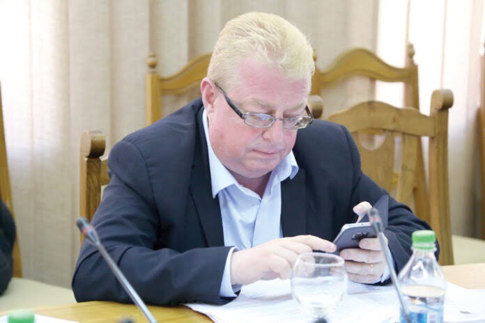 radulescu-telefon-mobil