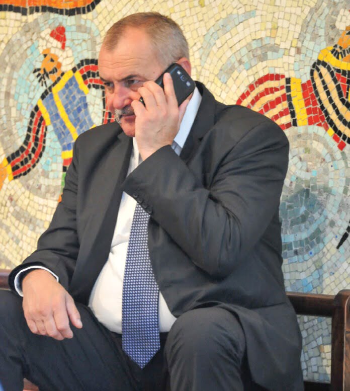 nita-telefon-bancuta