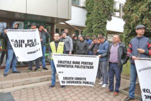 30 de poliţişti suceveni
