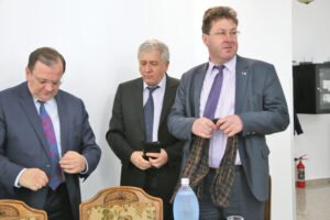Cristian Cuciurean, Gheorghe Flutur
