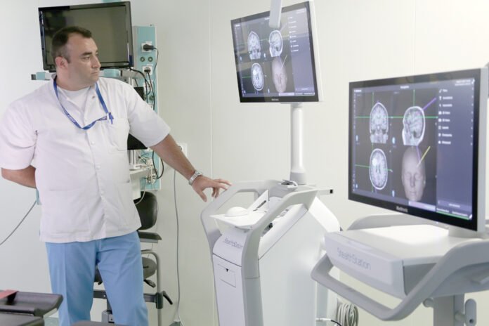 vicoveanu-la-neuronavigator