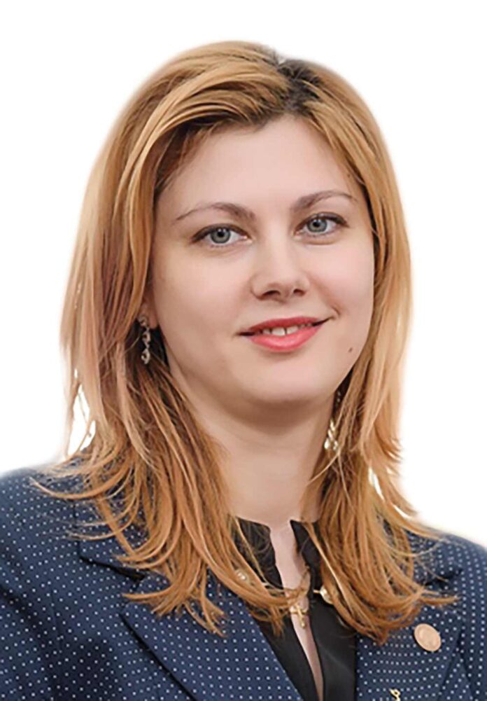 maricela-cobuz-alb