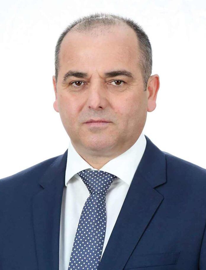 dan-chidovet-alb