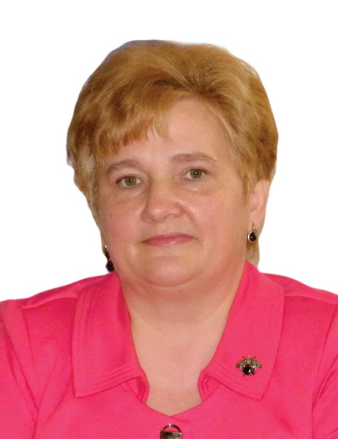 gabriela-mihai-alb