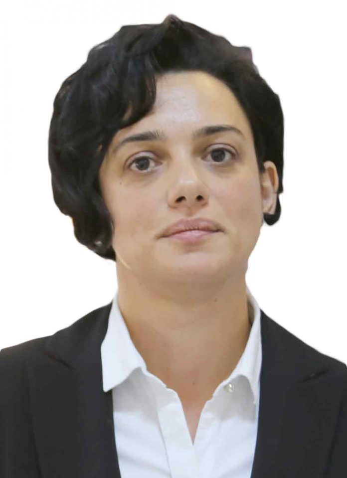 angelica-fador-alb