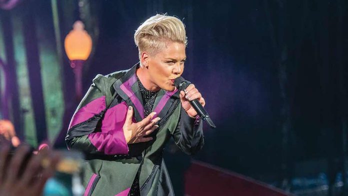 pink-frankfurt-4