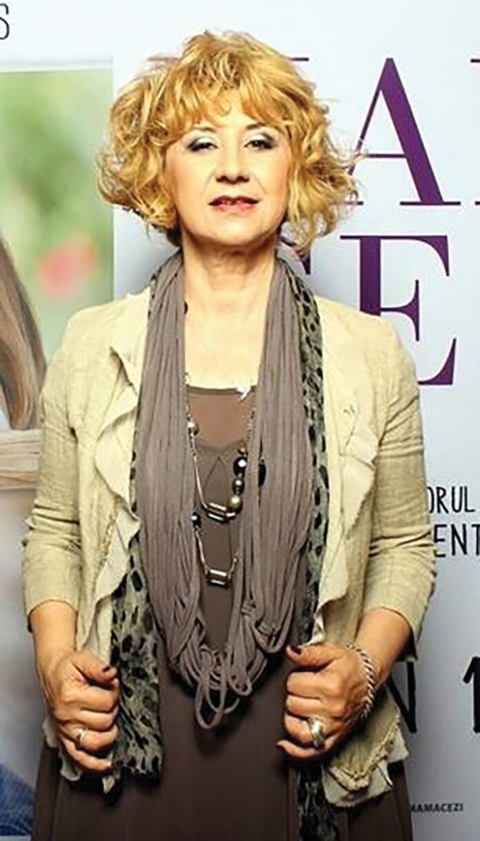 michaela-shal