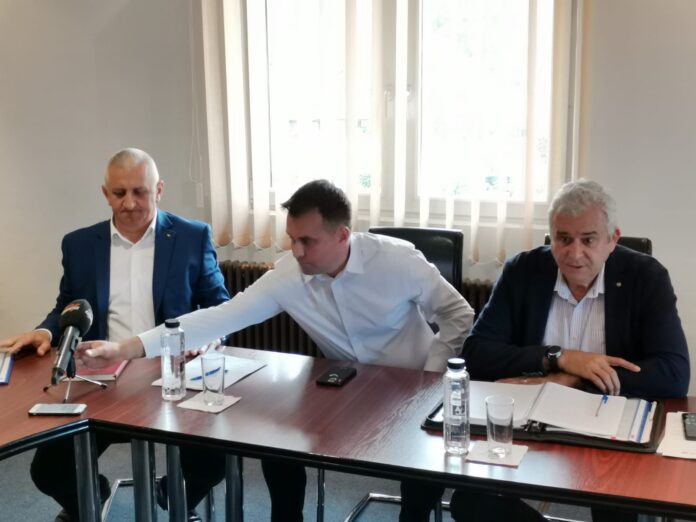 iliut administrator groza