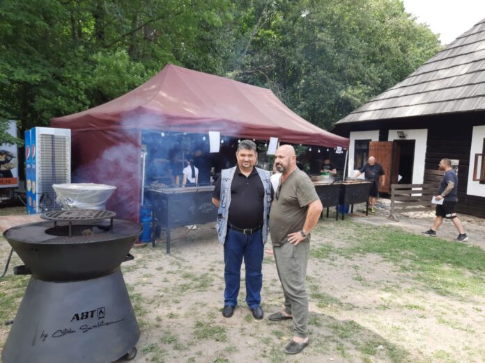 ursu scarlatescu gratar