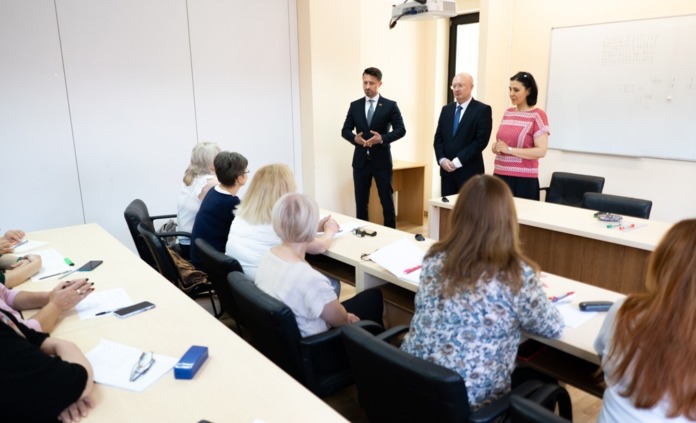 purici-usv-profesori-republ