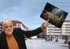 ”Tristeți de străzi pustii și mute/ Cu ziduri vechi și cu fațade”/ Însă, primarul are o viziune/ Și veselia e gata fața să-și arate/ Ea va cu fîntîni cu jeturi colorate/ Și cu terase în linie aranjate