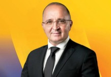 Vaca nu dă lapte praf
